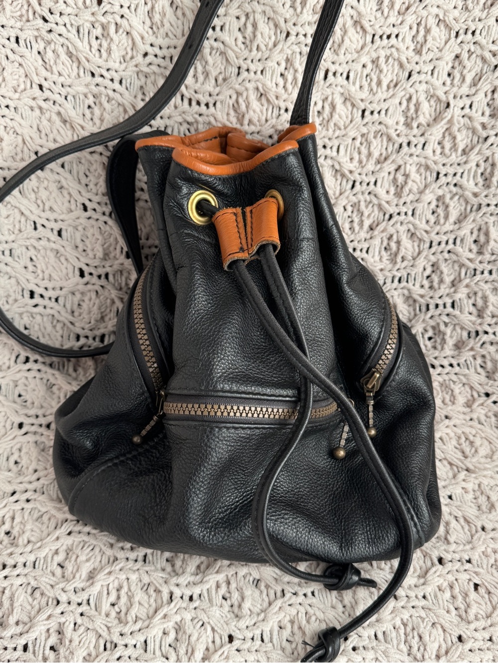 Algonquin South Trading Co. Leather Bucket Bag – Black & Cognac Made in Canada